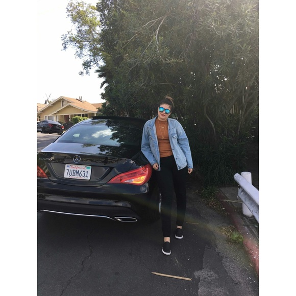 Meet your Posher, Cindy - Picture 1 of 1